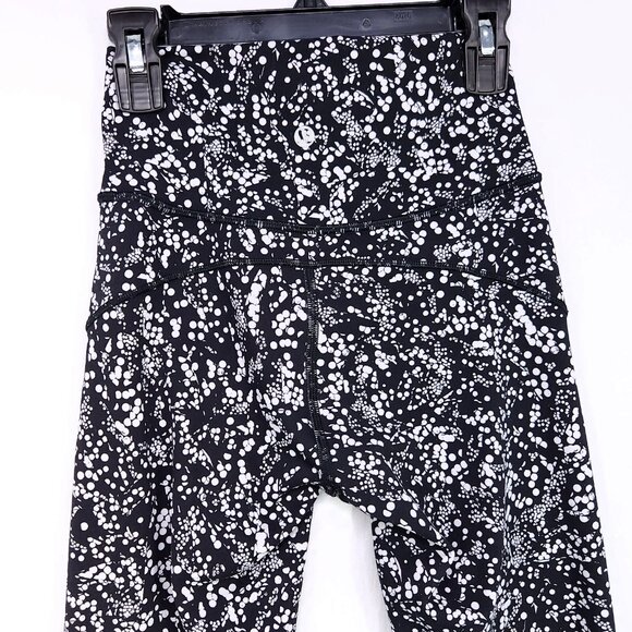 Lululemon Leggings Size 2 Yoga Pants 25" High Waist Polka Dots - Picture 4 of 13